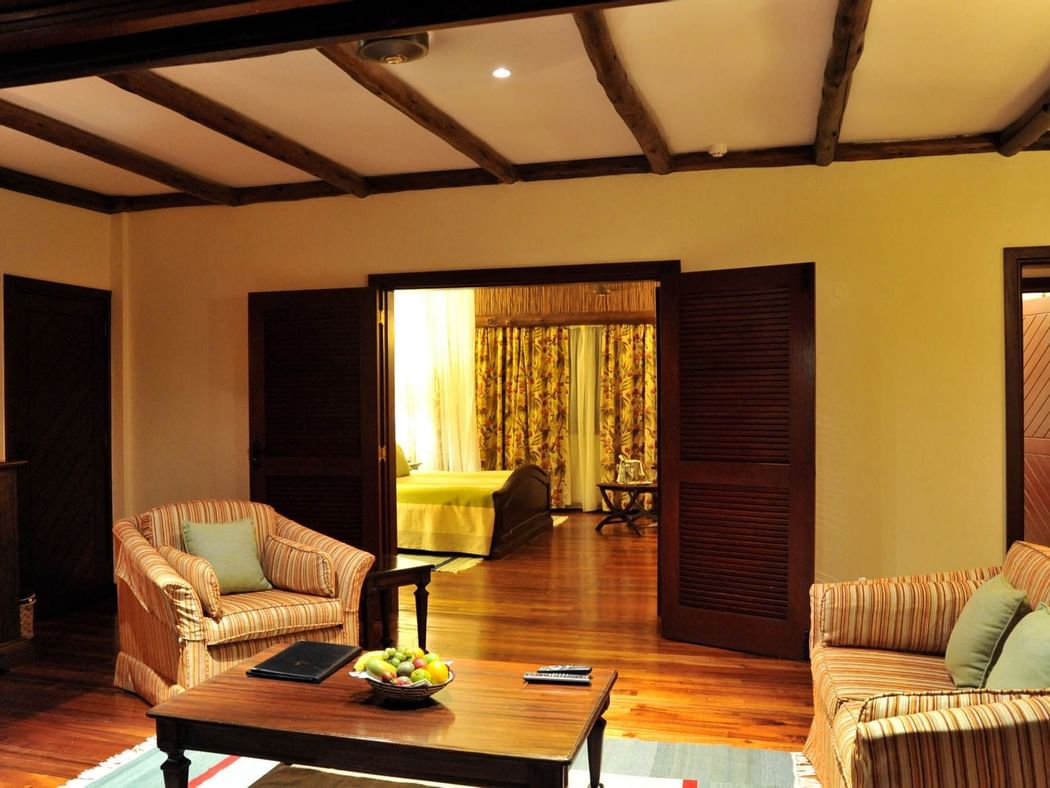 Livingroom area in suite at Hotel Kilaguni Serena