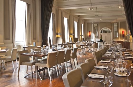 Tempus Restaurant dining room at The Met