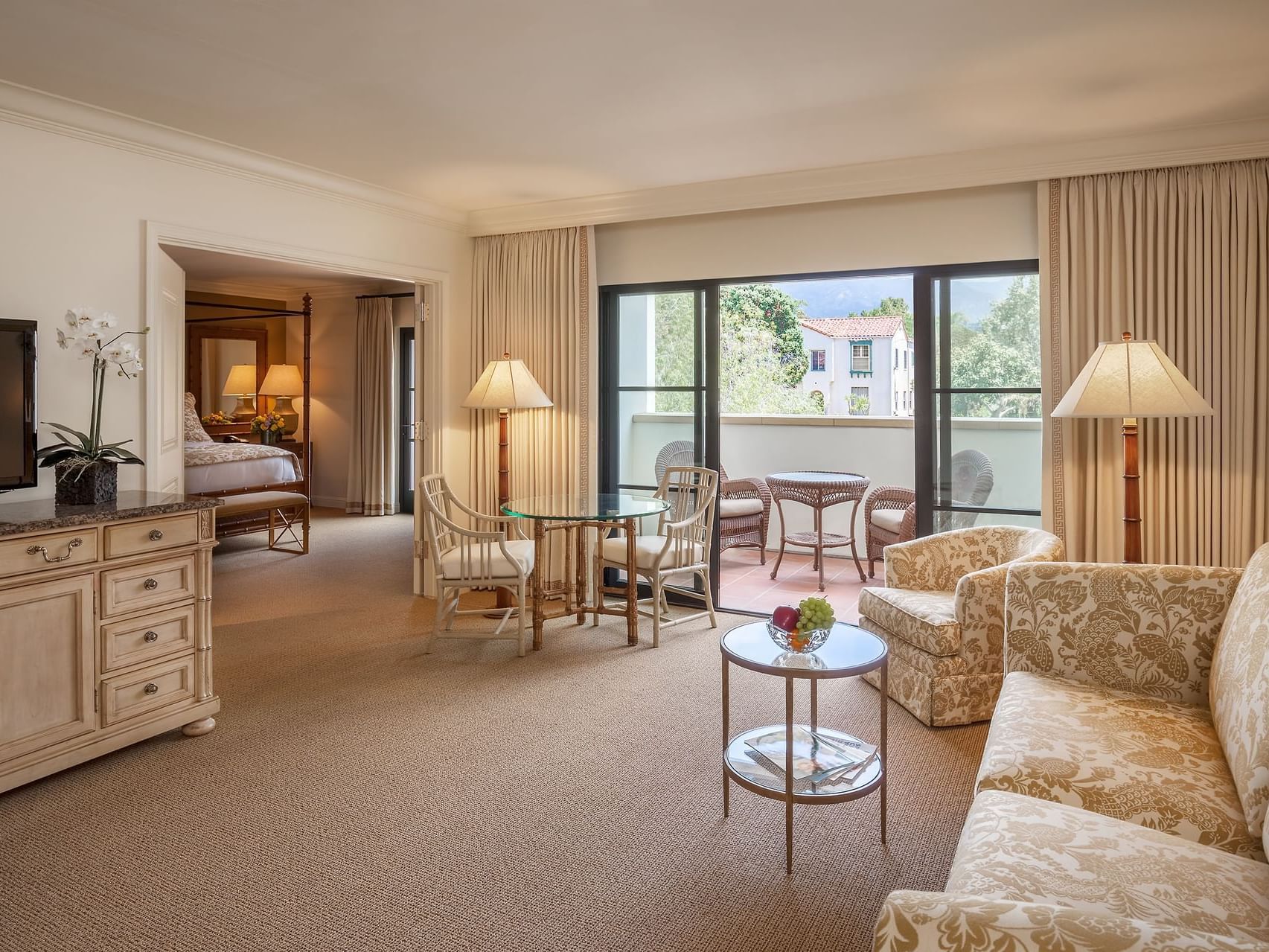 Living area in Standard One Bedroom Suite at Santa Barbara Inn