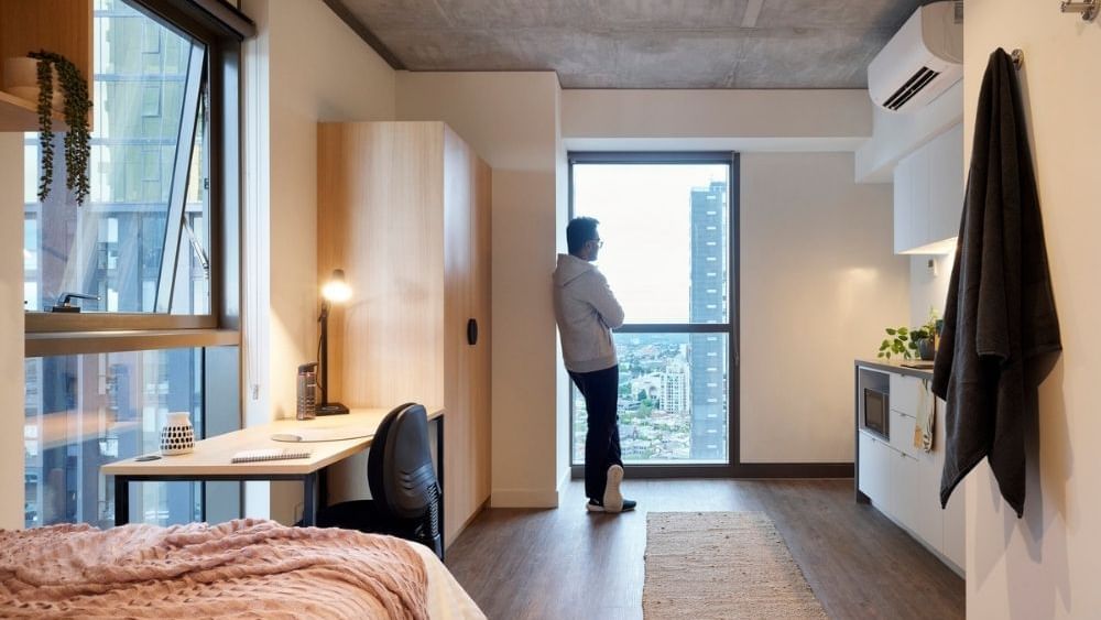 Studio Apartment