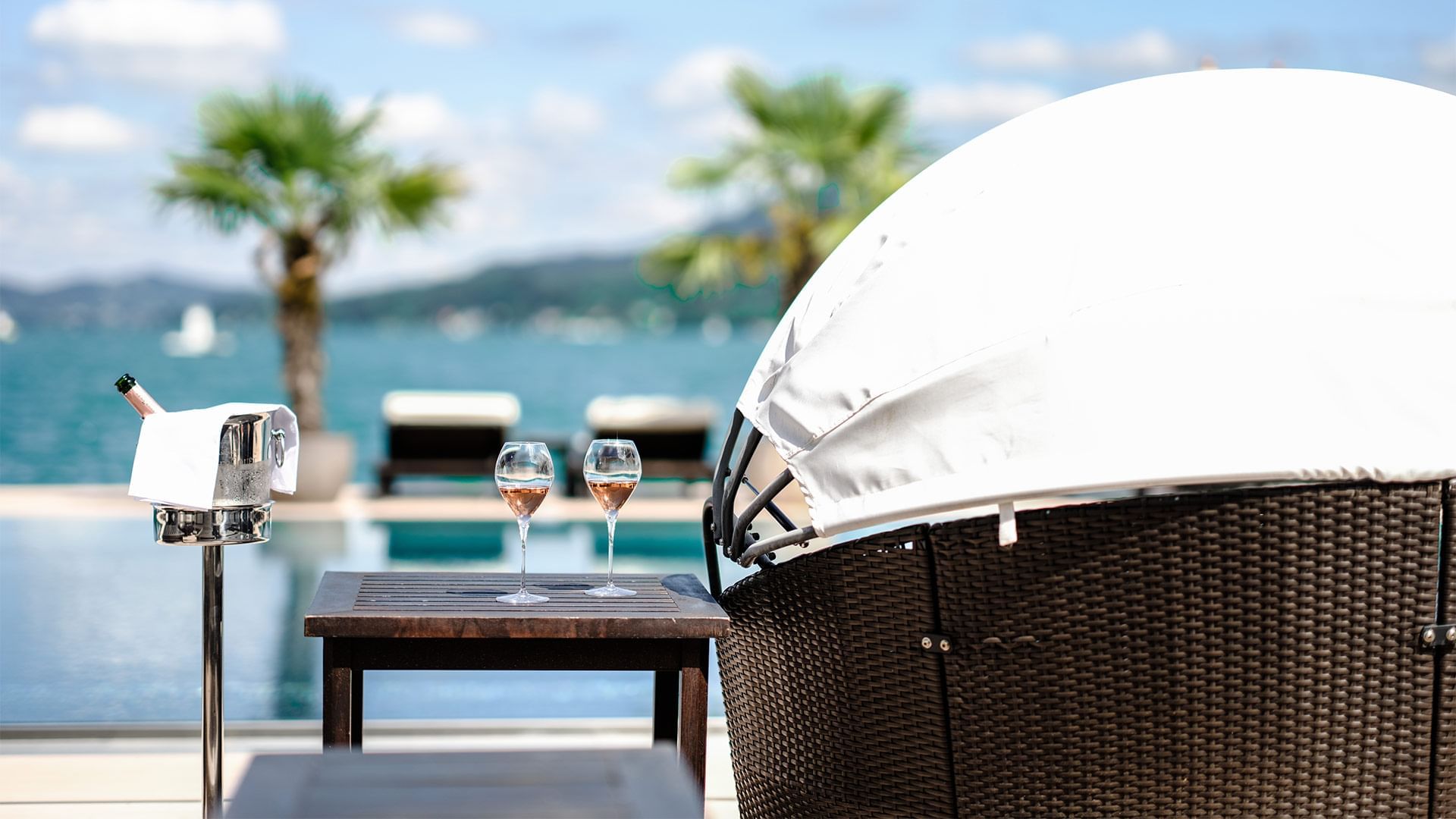 Falkensteiner Schlosshotel Wörthersee Beach Club Aperitif