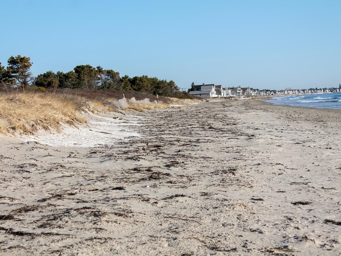 Distance view of the building in Ogunquit Beach near Anchorage by the Sea