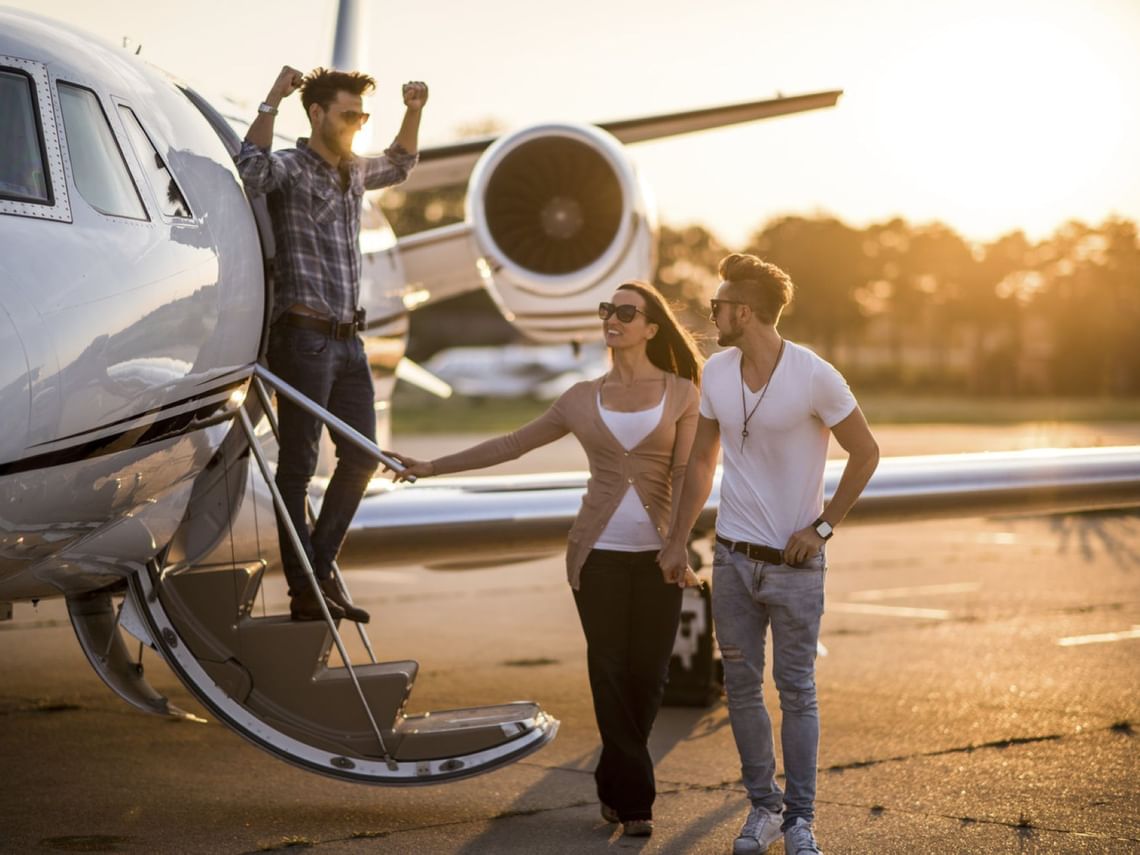 Sierra Blanca Regional Airport MCM Elegante Ruidoso