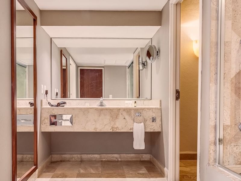 Bathroom shower & vanity in Master Suite at Fiesta Americana
