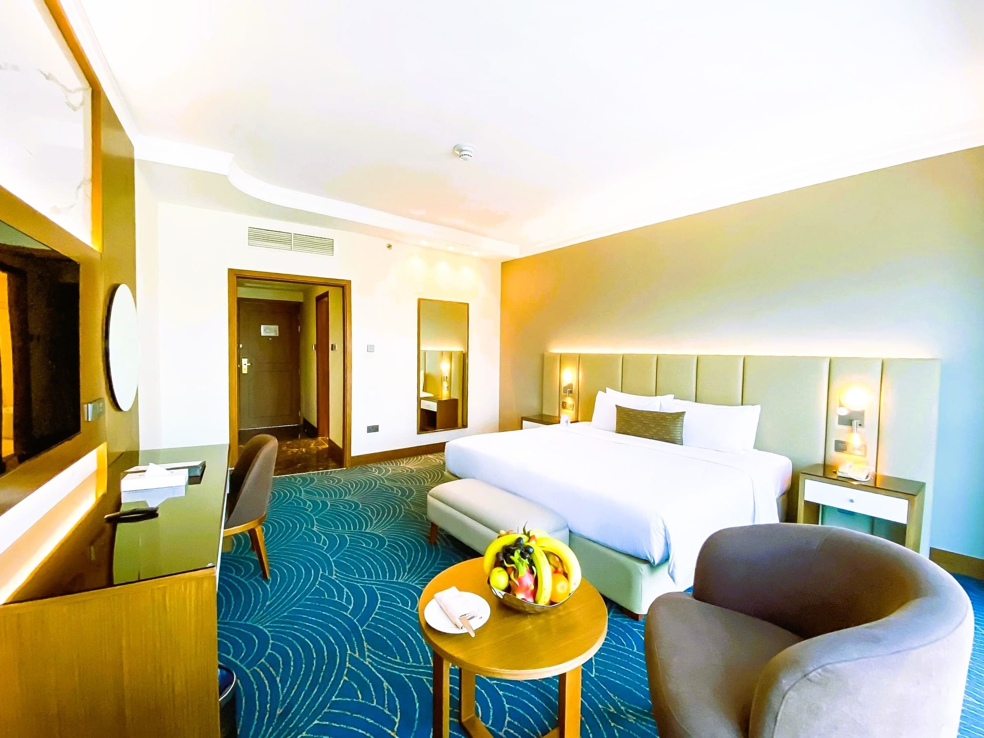 City Seasons Dubai Hotel Premium Room