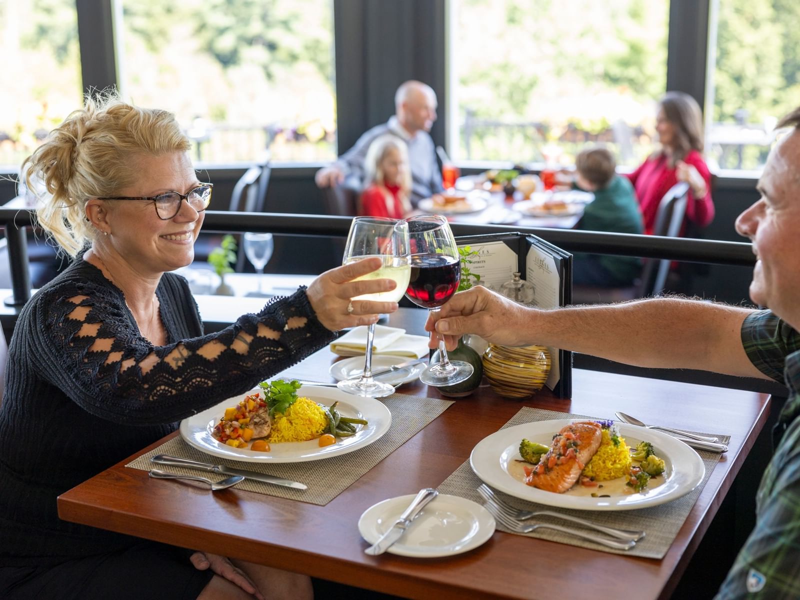 a couple enjoys a nice meal at Ledges Restaurant 