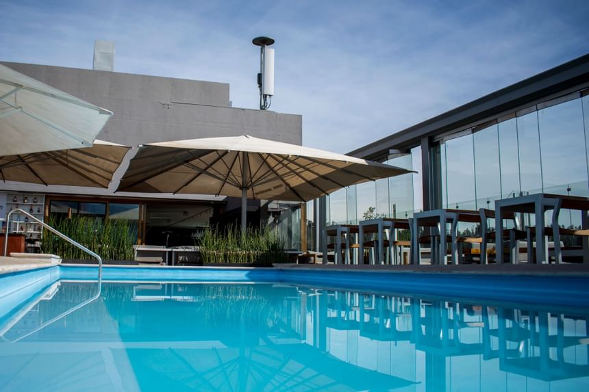 Tramonto Bar & Terrace Pool at  NOI Vitacura hotel  