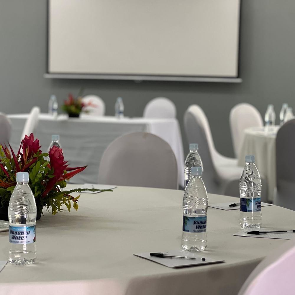 Marquee Meeting Room Warwick Le Lagon Port villa