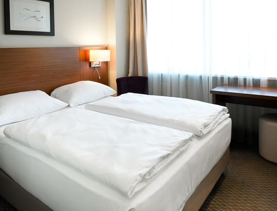 Gemütliches Standard-Queen-Zimmer im Hotel Sylter Hof Berlin – moderner Komfort in zentraler Lage.