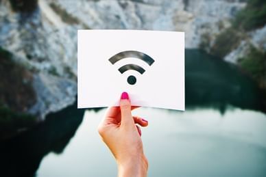 Wifi icon with outdoor view