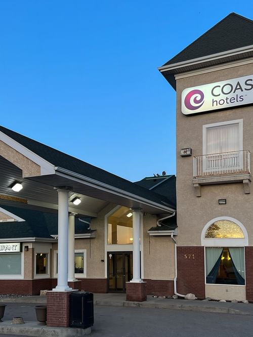 Exterior of Coast Hinton Hotel