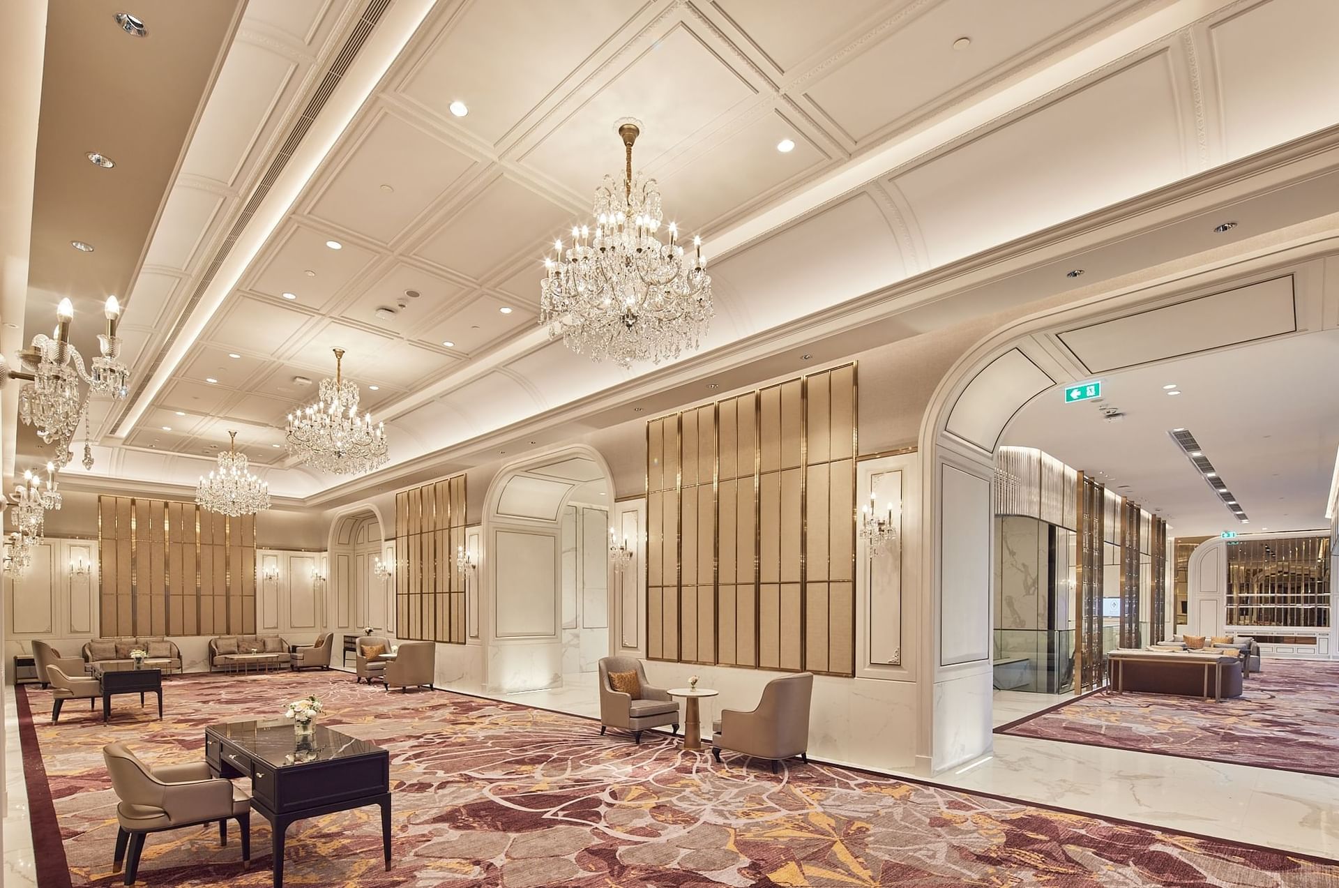 Hotel Wedding in Bangkok | Venues | Eastin Phayathai, image size:1920x1273