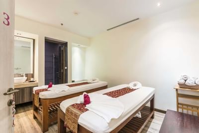 The massage beds in Nemita spa at Chatrium Royal Lake Yangon