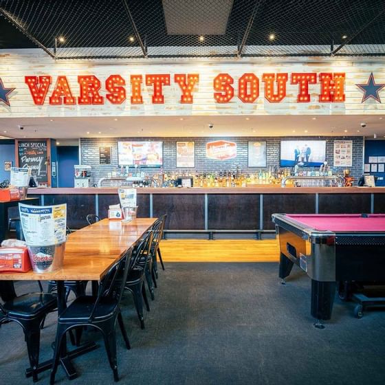Dining area in Varsity South near Nesuto Curtin Perth Hotel