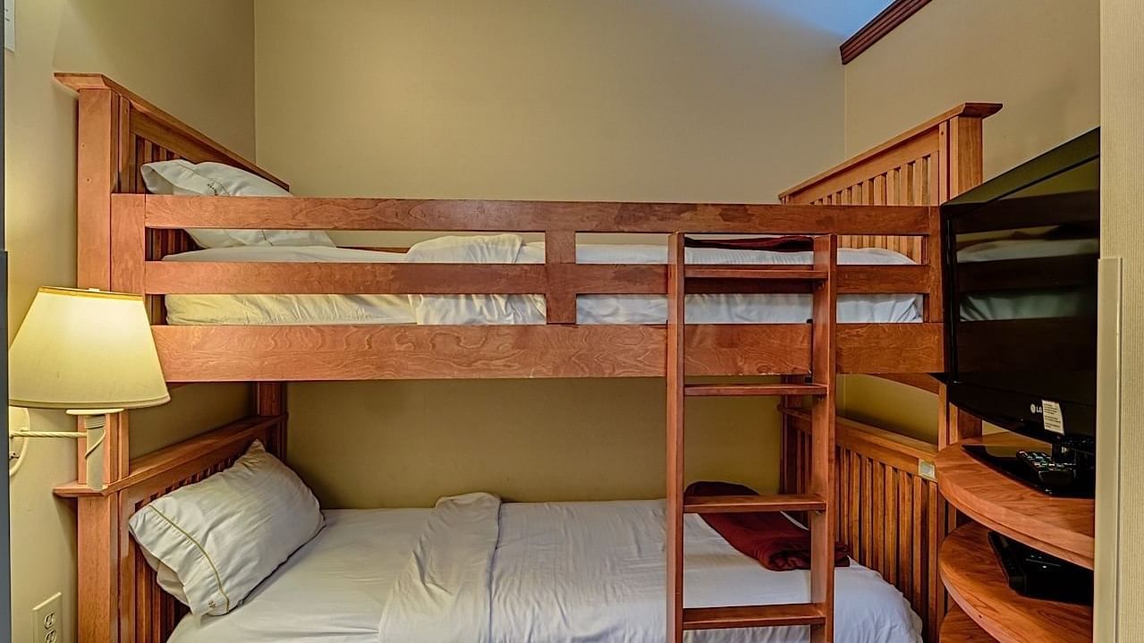 Bunk Bed Family Suite Triple Play Resort