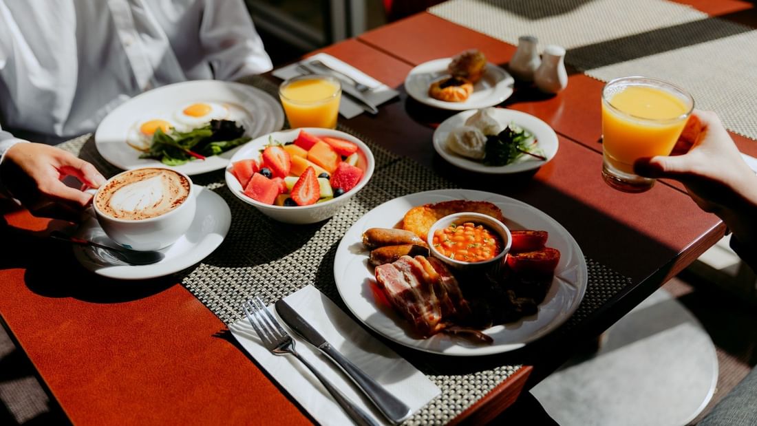 Breakfast Mercure Sydney Parramatta