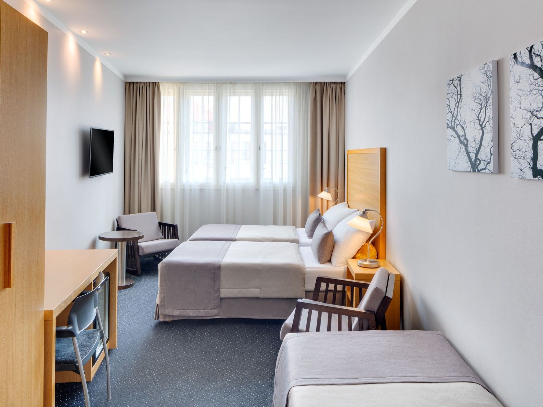 Standard Double Room with extra bed Hotel Clement Prague 