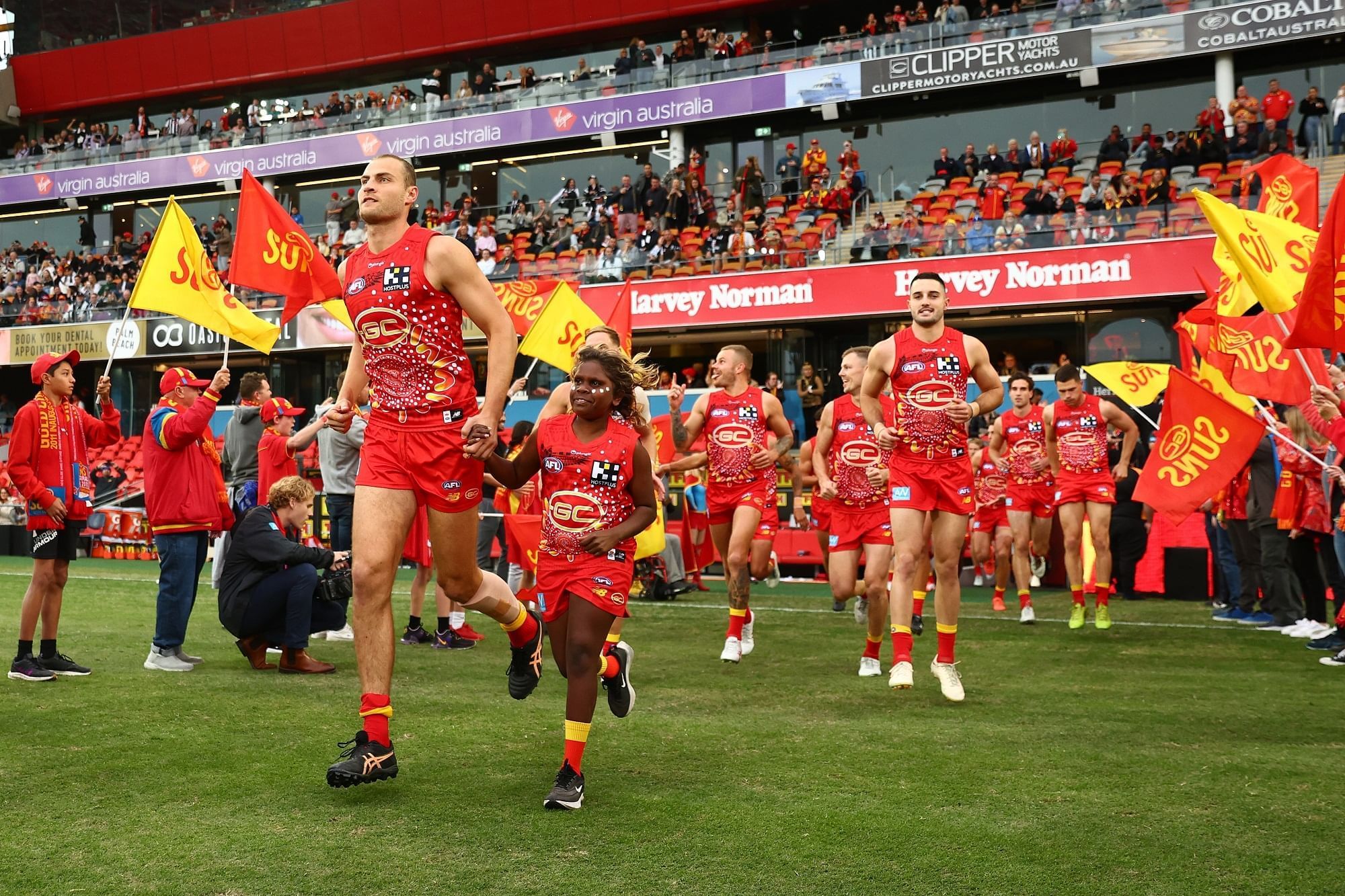 The Gold Coast SUNS | 2024 Toyota AFL Premiership Season | What's On ...