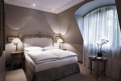King Deluxe Room at Patrick Hellman Schlosshotel