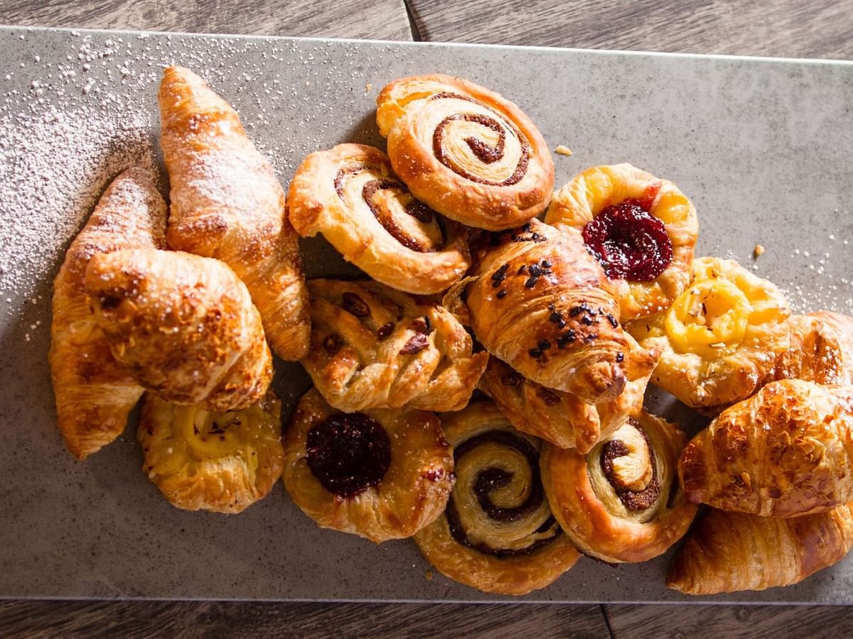 Sunday Brunch Buffet Coast Langley City Hotel & Convention Centre