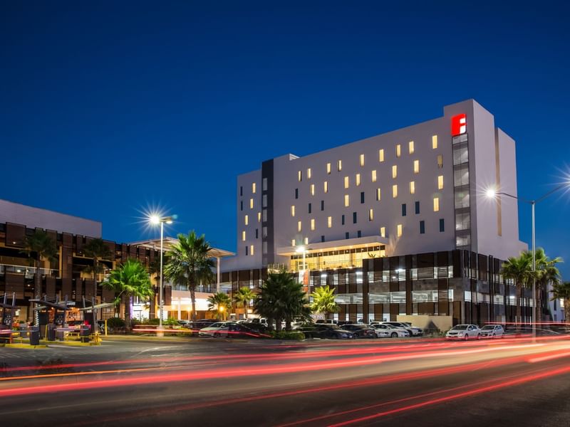 Exterior view of the hotel & streets at FI Los Mochis at night