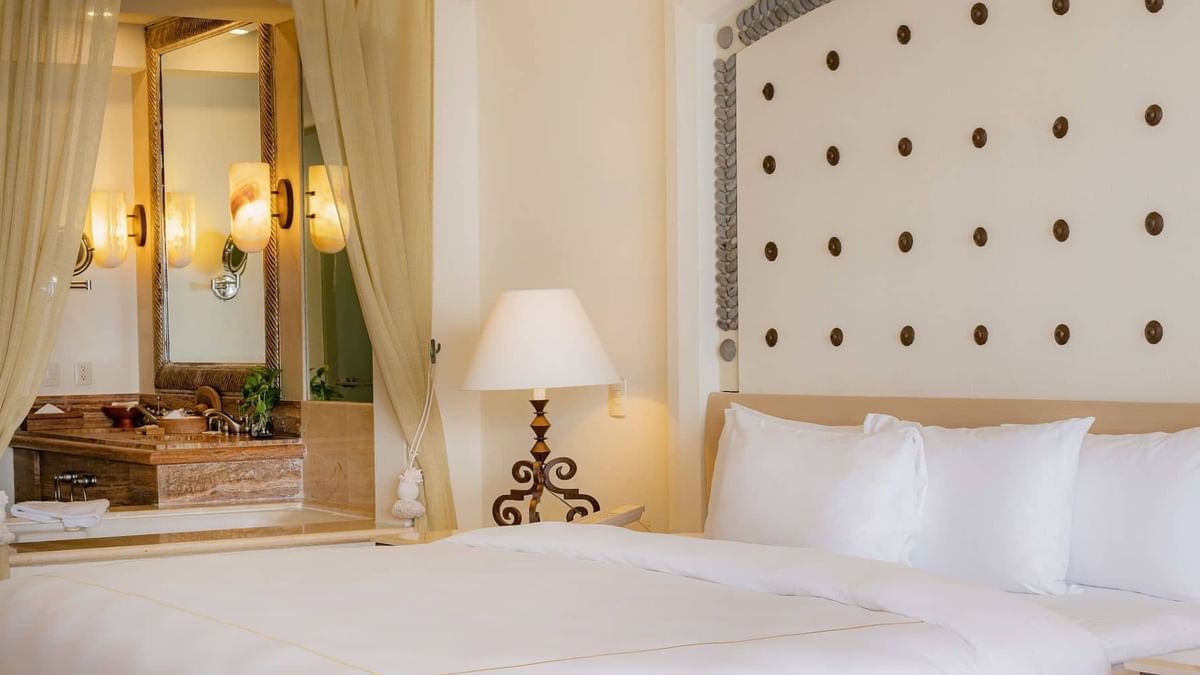 Junior Suite Ocean View King