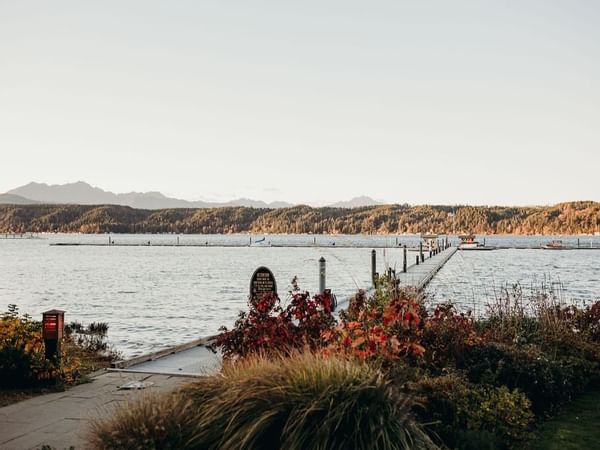 Waterfront area and the dock at Alderbrook Resort & Spa