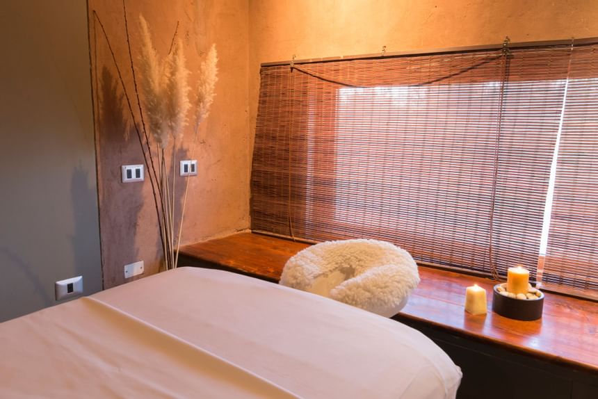 Spa bed and amenities at the spa in 
Hotel Cumbres San Pedro