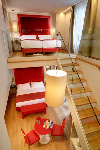 Two beds in two floor at Grand Hotel Minerva