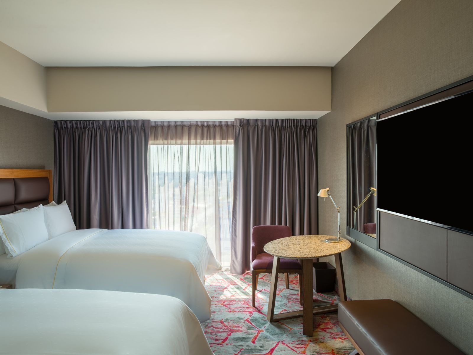 2 Double beds in Deluxe Room with TV at FA San Luis Potosí