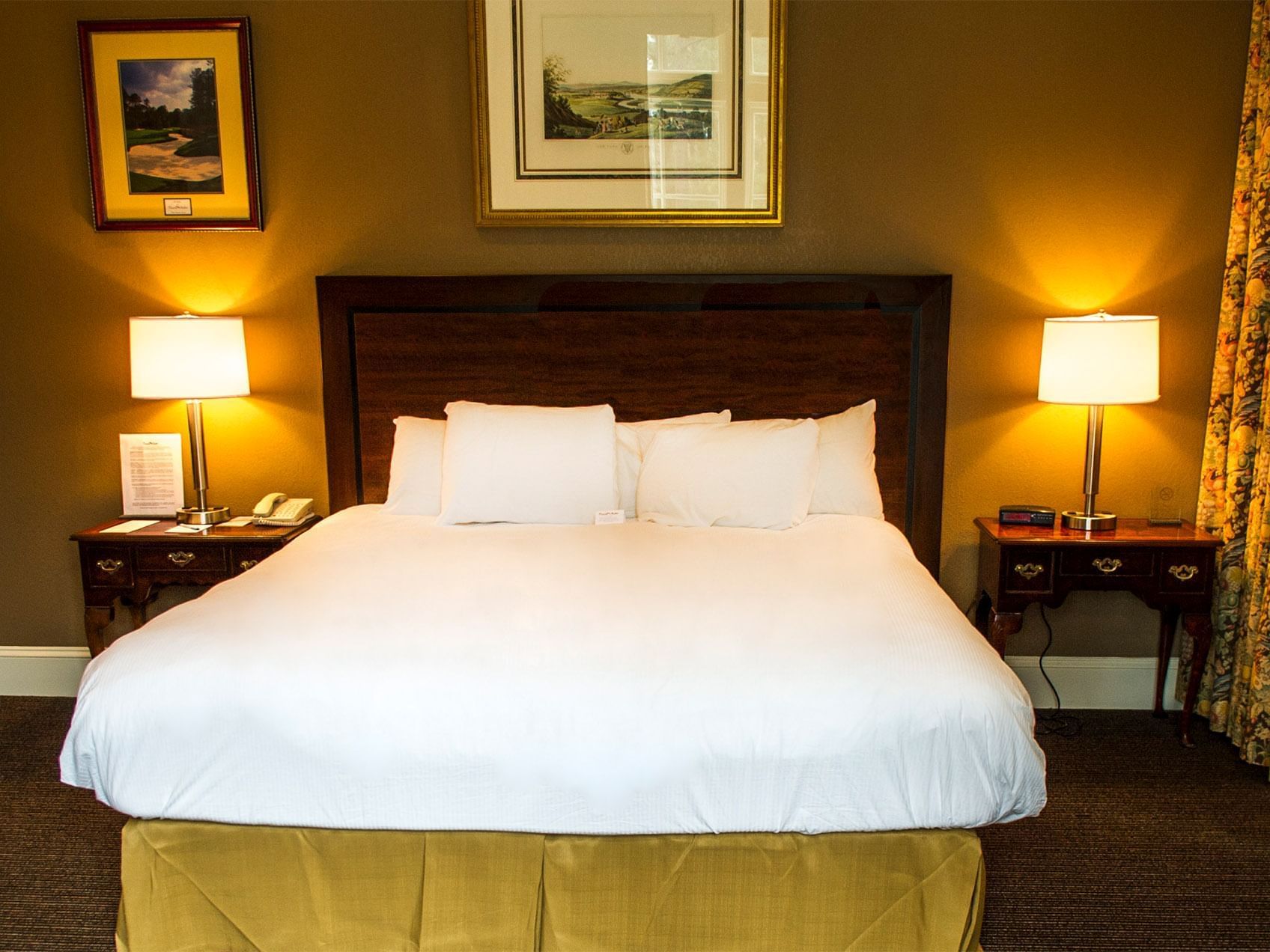 Clubhouse King Suites bedroom at Pearl River Resorts