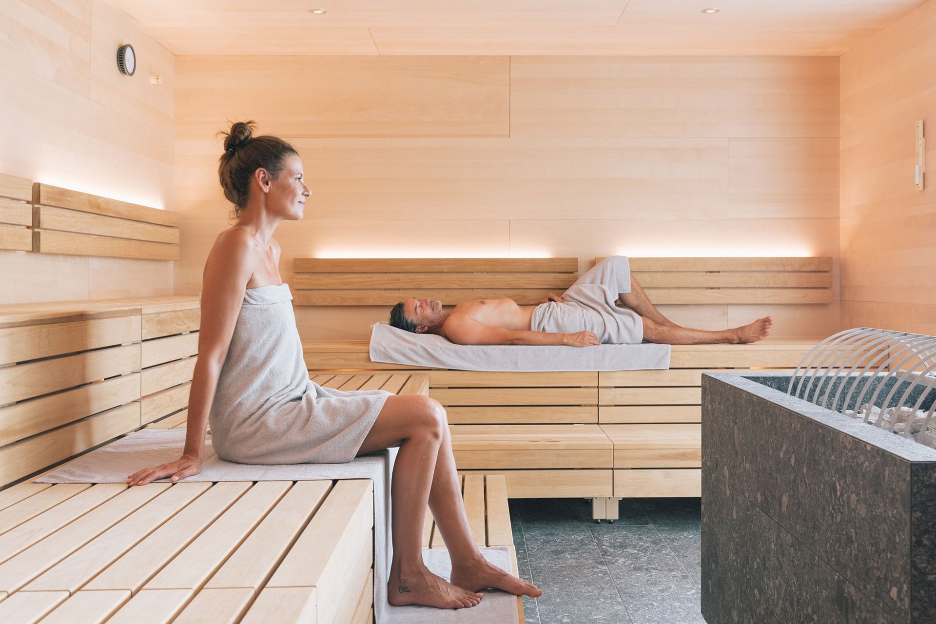 Tutustu 98+ imagen cinderella sauna