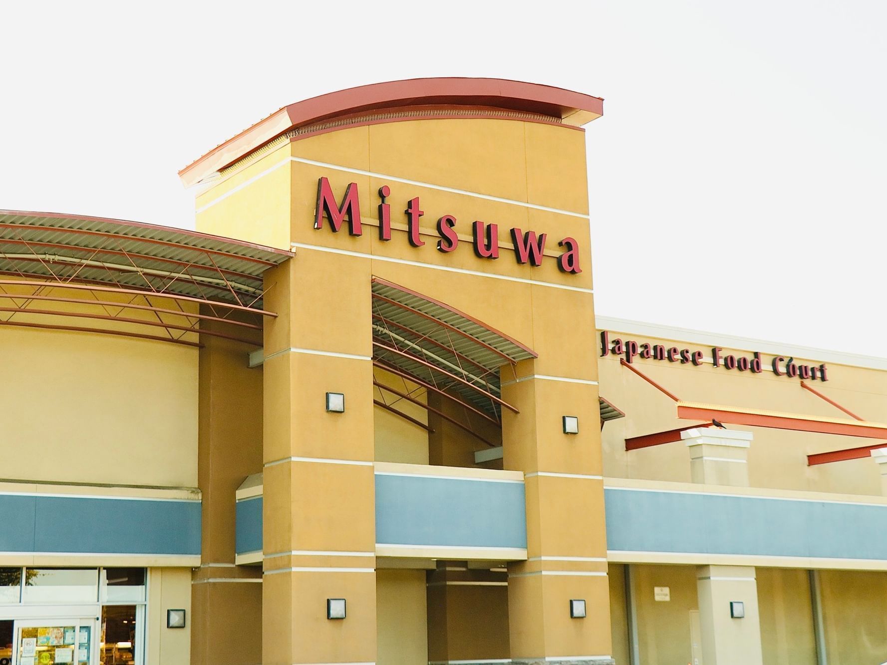 Exterior view of Mitsuwa Marketplace near Nesuto Hotels