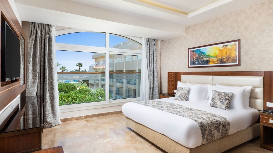 Deluxe Room with Sea view at Pickalbatros Royal Moderna Resort in Sharm El Sheikh