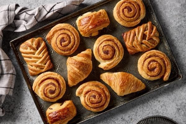 Mini pastries, a great snack conference food idea