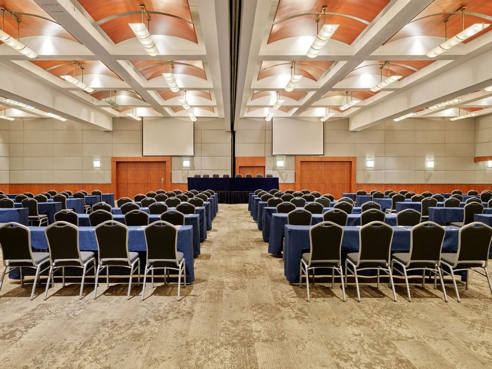 Theater-style setup in the Nuevo Leon meeting room at FA Hotels