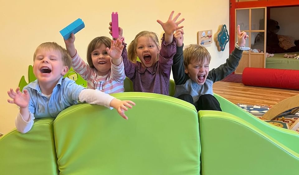 Kinder beim spielen - Miniclub Mini Club - Hotel liebes Rot Flueh