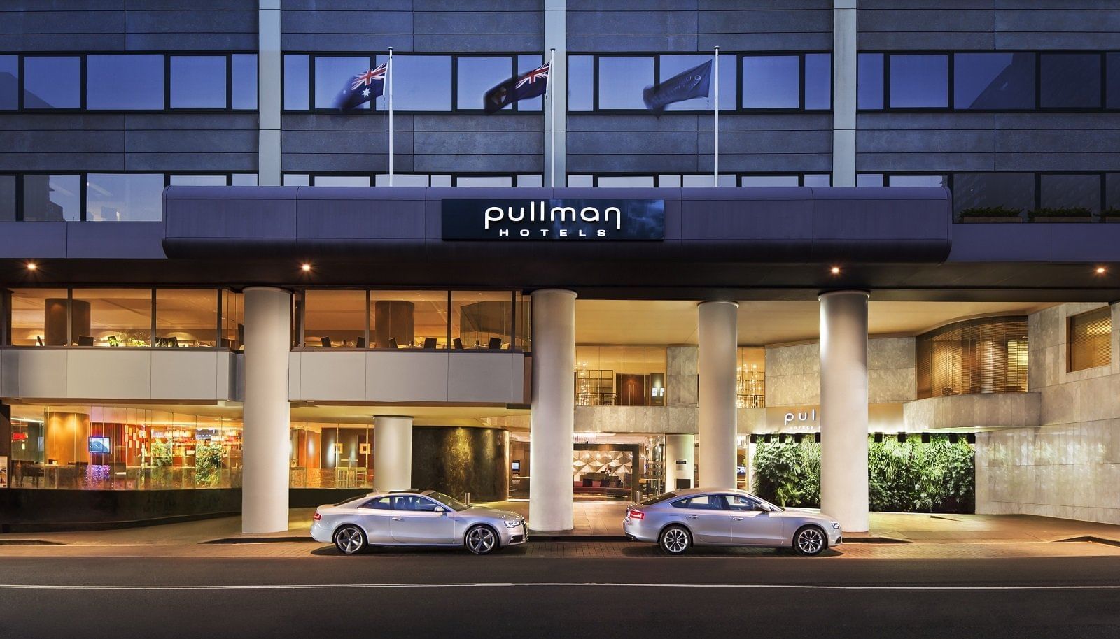 Exterior view of Pullman Sydney Hyde Park with motor lobby