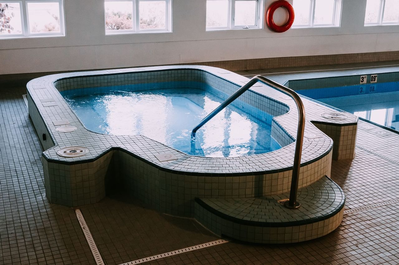 Coast Canmore Hotel Hot Tub