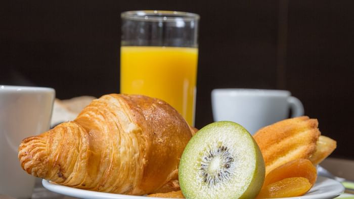 Closeup of a breakfast meal served at Hotel du Grand Monarque