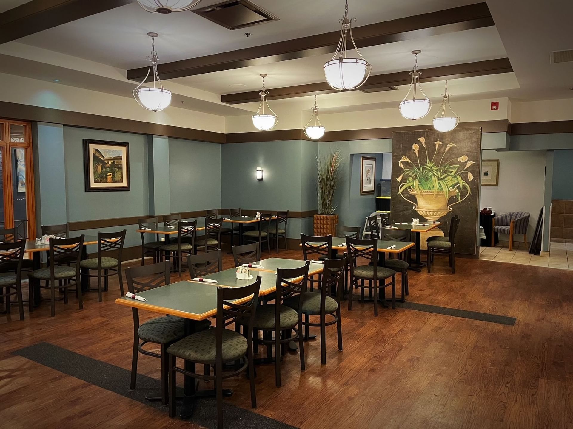 Restaurants Downtown Calgary Glenmore Inn