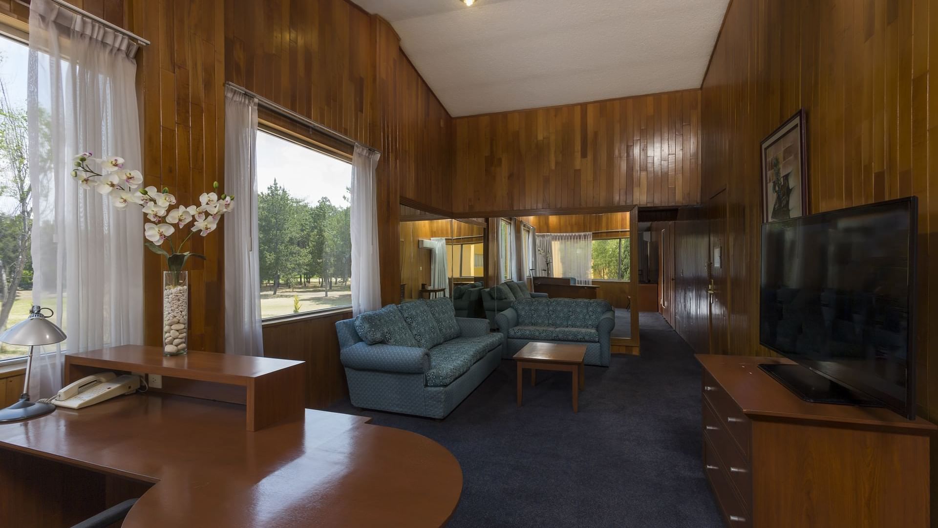 Living area in Junior Suite at Gamma Pachuca