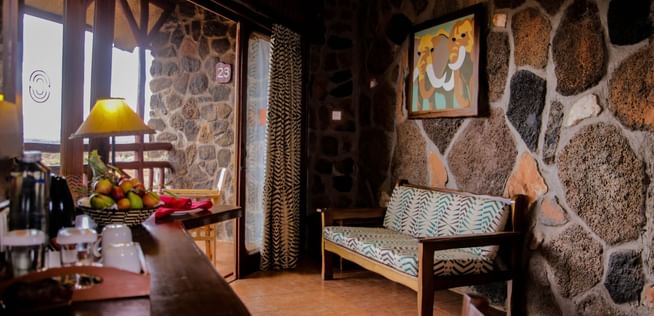 Standard room  -sitting area with view of the park