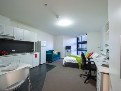 UniLodge @ ANU – Lena Karmel Lodge_Studio Accessable ANU Campus Accommodation