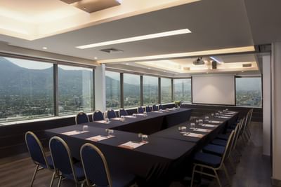 u-shaped conference room