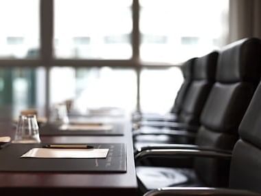 Meeting room table and chair set-up at Pierre Mundo Imperial