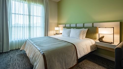 Premium-King-Nature View Room at The Lodge 30A