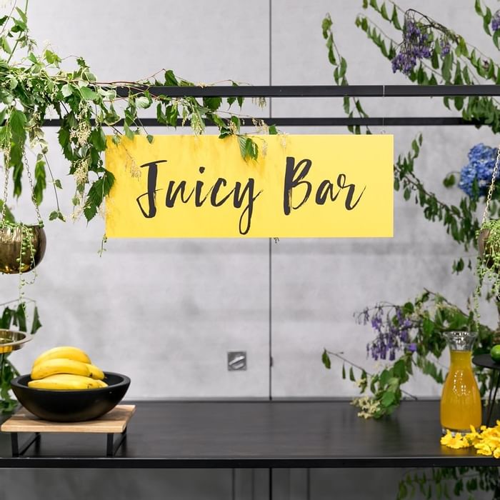 Juicy bar in Meetings at Novotel Sydney International Airport