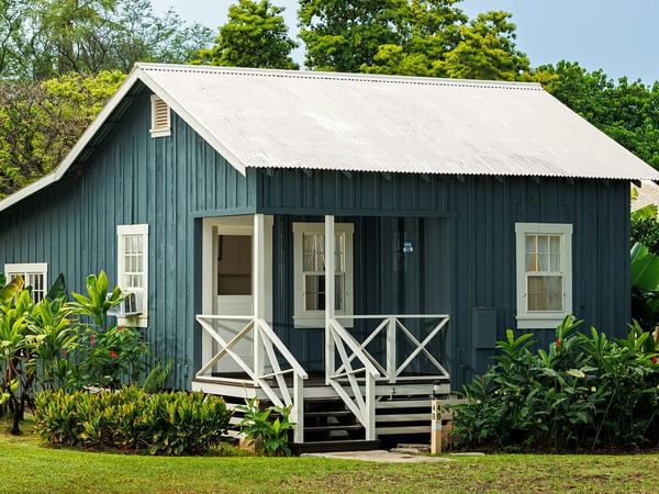Waimea Plantation Cottages Cottage 46 with trees and bushes