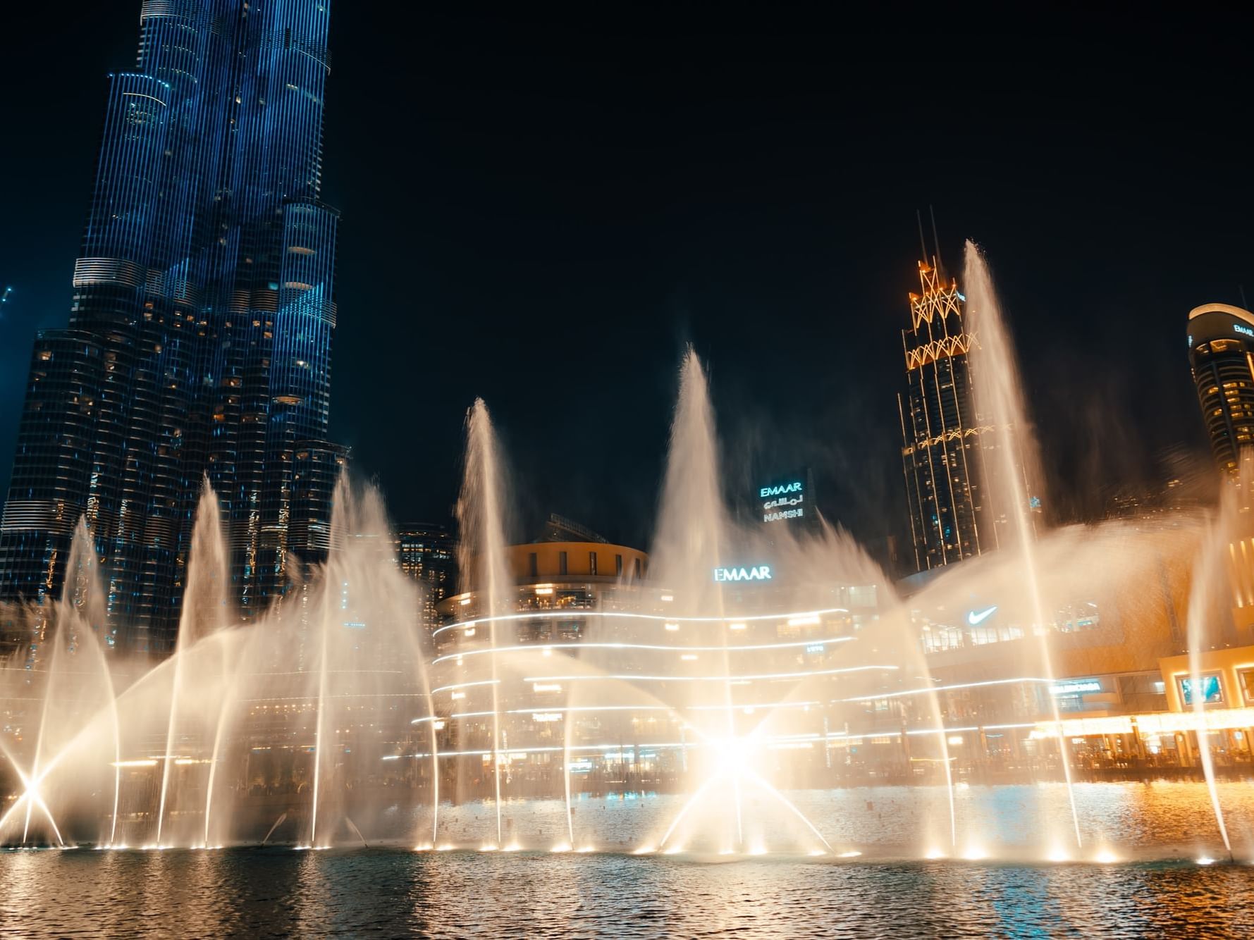 View of The Dubai Fountains near City Seasons Hotels